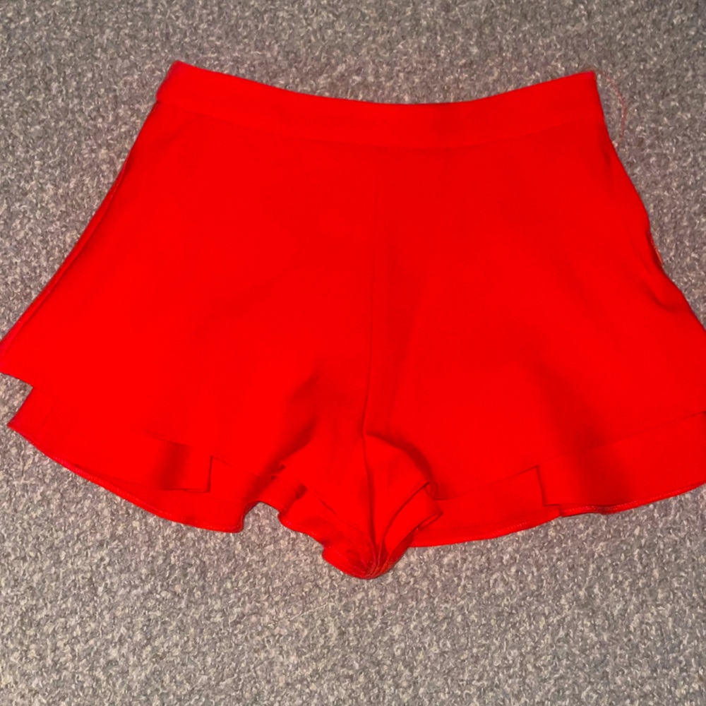 Zara Ruffled Shorts - Picture 6 of 7